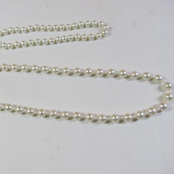 Long Lovely Pearl Necklace Ivory Pearl Single Strand Pearl Necklace 25" Wedding - Picture 3 of 4